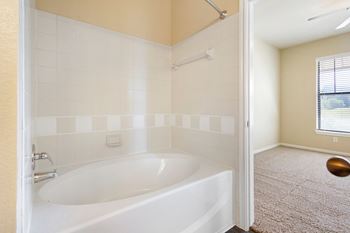 Oval tub
